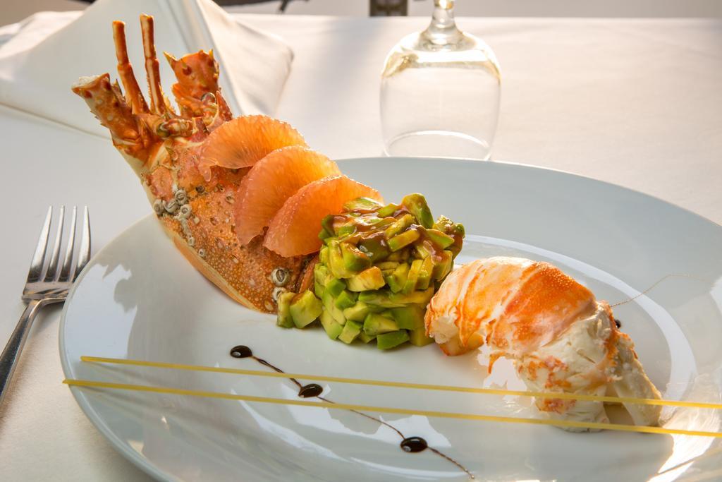 Cafe De Rome Hotel ดาการ์ ภายนอก รูปภาพ